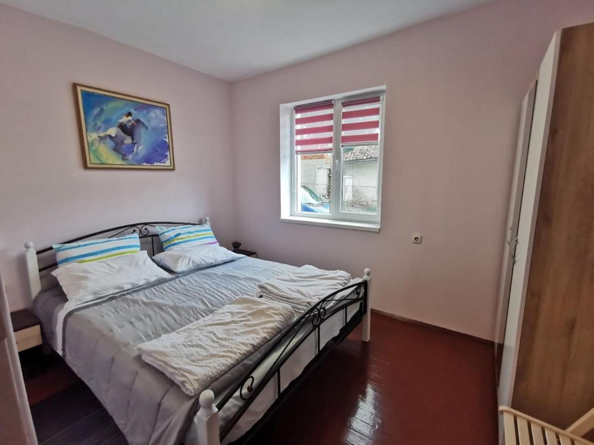 Mira Home Veliko Tarnovo Ngoại thất bức ảnh