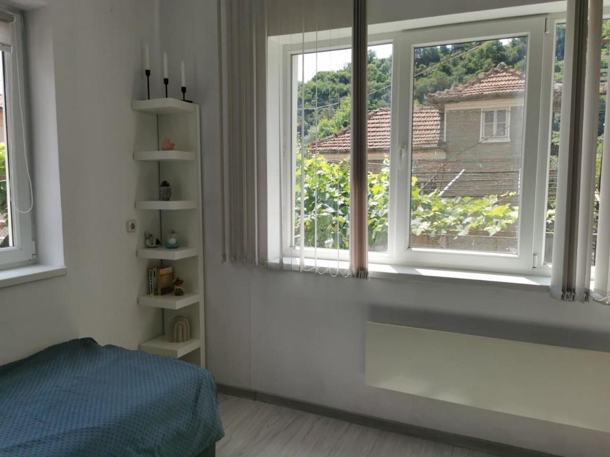 Mira Home Veliko Tarnovo Ngoại thất bức ảnh